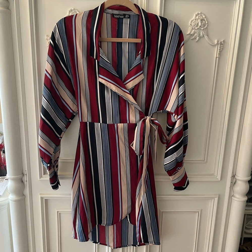 Boohoo Dress - Picture 2 of 3